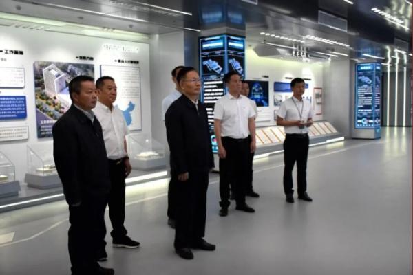 省人大常委会调研组到玉溪市开展调研