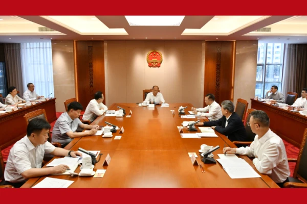 省人大常委会党组理论学习中心组举行集中学习 学习贯彻习近平总书记在庆祝中国共产党成立105周年大会上的重要讲话精神和习近平党建思想