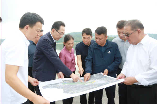 省人大常委会督察杞麓湖和异龙湖河（湖）长制工作