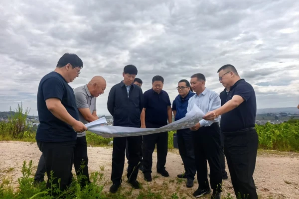 省人大常委会调研组到昆明市、曲靖市调研高标准农田建设工作